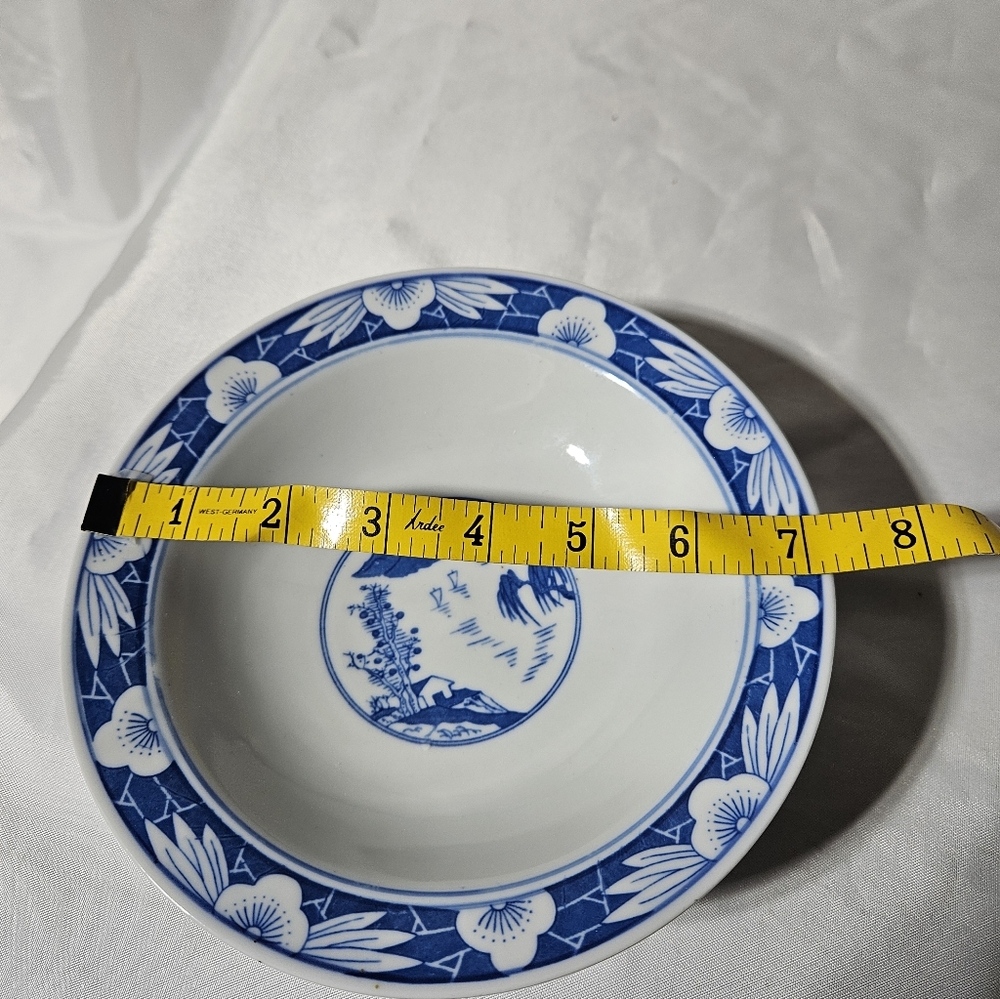 Vintage Jingdezhen Porcelain Blue White Chinese Footed Bowls. Set Of 3 7",8",9" - Picture 6 of 8